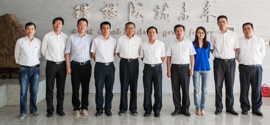 国度发改委国防司徐建平副司长一行到皇家国际智能调研