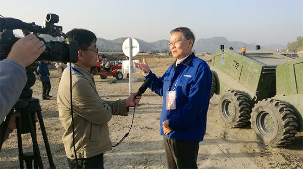 “逾越险阻2016”——皇家国际智能夺魁