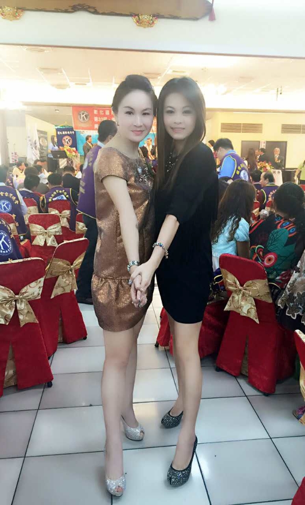 29天清一百吨垃圾，正妹靓机壮丽环岛行