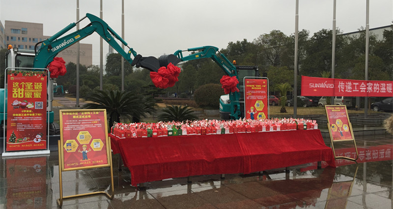 安然果驾到，功德要来到