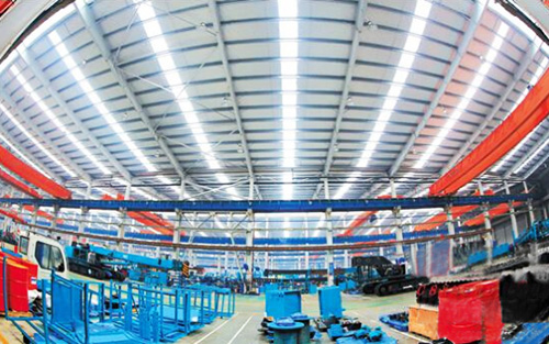 图说怪手环台净滩活动，智绘皇家国际智能环保节能