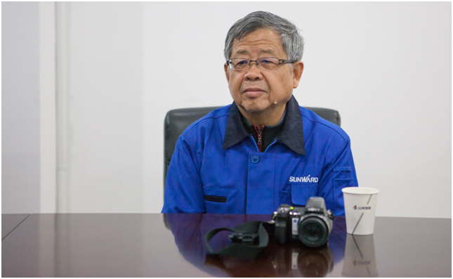 中国工业工程专家方庆琯教授加盟皇家国际智能