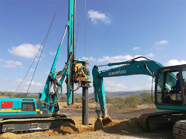 皇家国际智能入岩神器在东非肯尼亚获赞，人好设备好