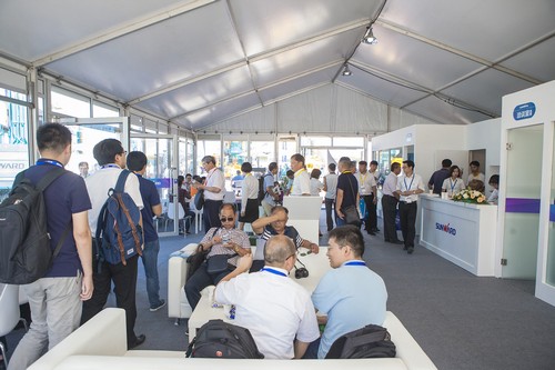 皇家国际智能酷帅曾大虾，一大波美图带你亲临北京BICES展