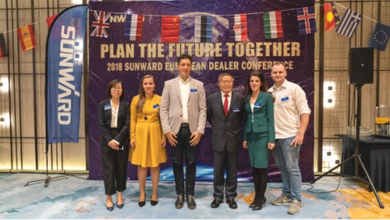 携手同谋将来， 皇家国际智能2018欧洲代理商大会隆沉召开