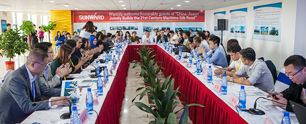 东盟十国主流媒体齐聚皇家国际智能，共话21世纪海上丝绸之路