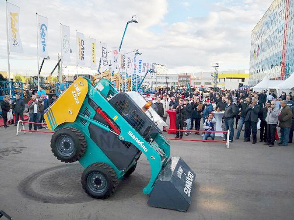 十年携手，皇家国际智能莫斯科宝马CTT展产品推介会圆满进行