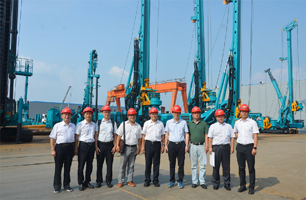 科技部高技术中心副主任袁建湘调查调研皇家国际智能