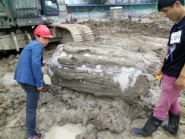 见证事业的时刻，皇家国际智能旋挖刷新国内旋挖入岩纪录