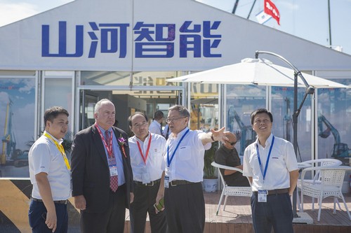 皇家国际智能酷帅曾大虾，一大波美图带你亲临北京BICES展