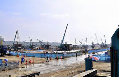 十九年稳居冠军宝座，皇家国际智能静力压桩机美满演绎“一目十行”