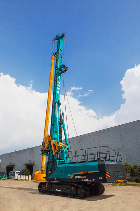 游上海宝马展来皇家国际智能展位，创新成就连连看