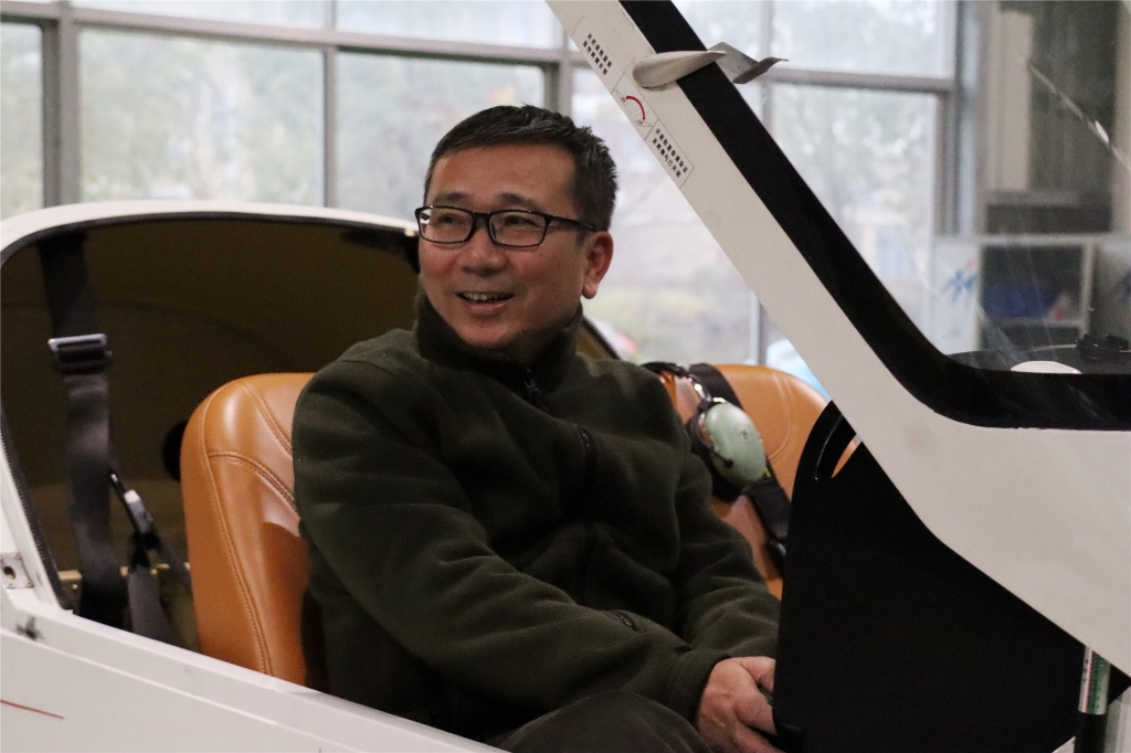 广州工控集团总经理张伟涛调研皇家国际智能