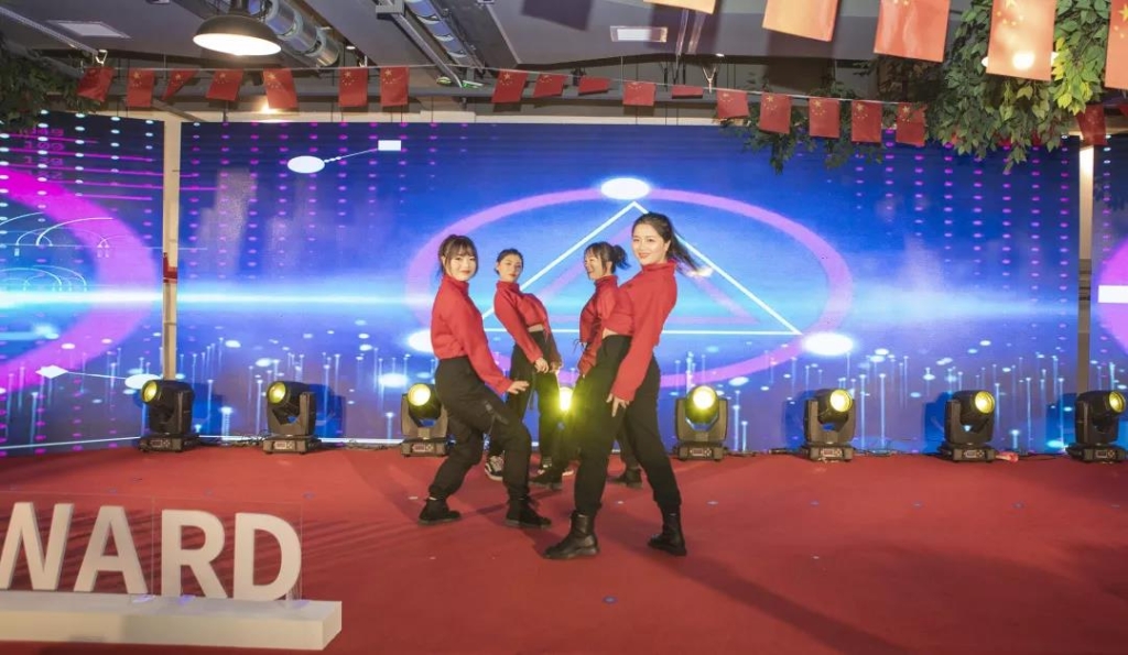 落实经营体、强化三统一、开启新征程 —— 皇家国际智能2020年度经营工作会议隆沉进行