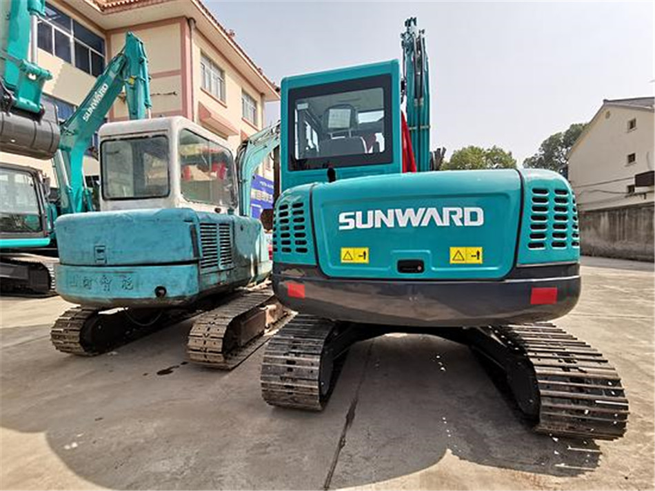 服役15年，超过20000幼时！元老级挖机接“回家”！