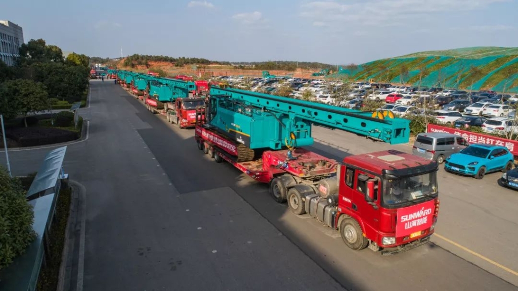 抗疫情 复出产！皇家国际智能1.5亿订单陆续发车