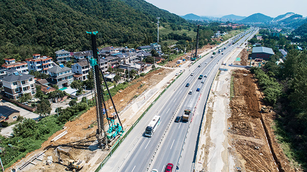 高效又环保，说的就是SWSD双动力头强力多职能钻机