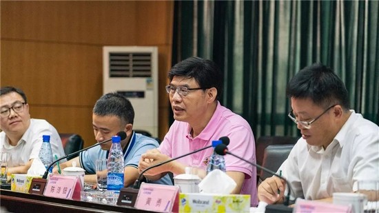 广州市国资委党委书记、主任陈浩钿光临皇家国际智能调查领导