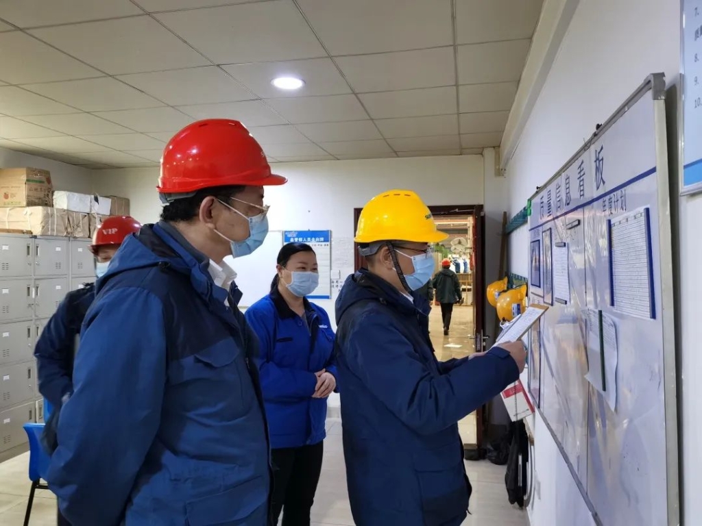 疫情未过，岂可松弛？总经理带队查抄防疫工作