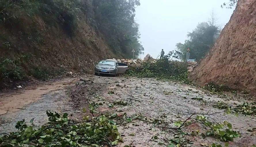 疫情阻隔，服务常在