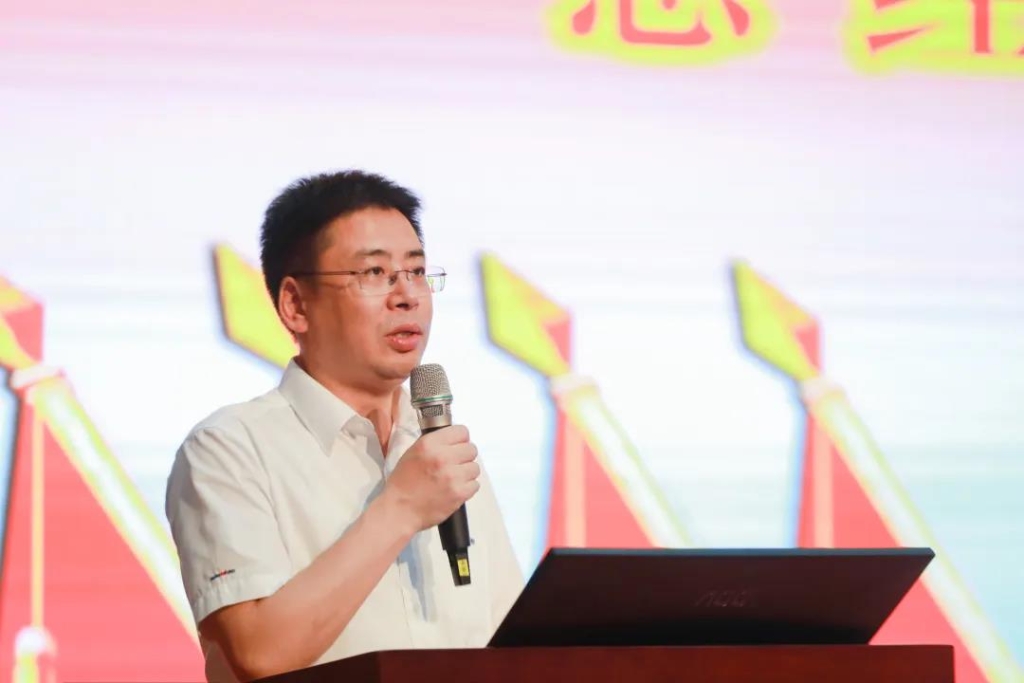 凝心聚力 迎接挑战 共赢皇家国际 ——皇家国际智能五届三次“双代会”成功召开