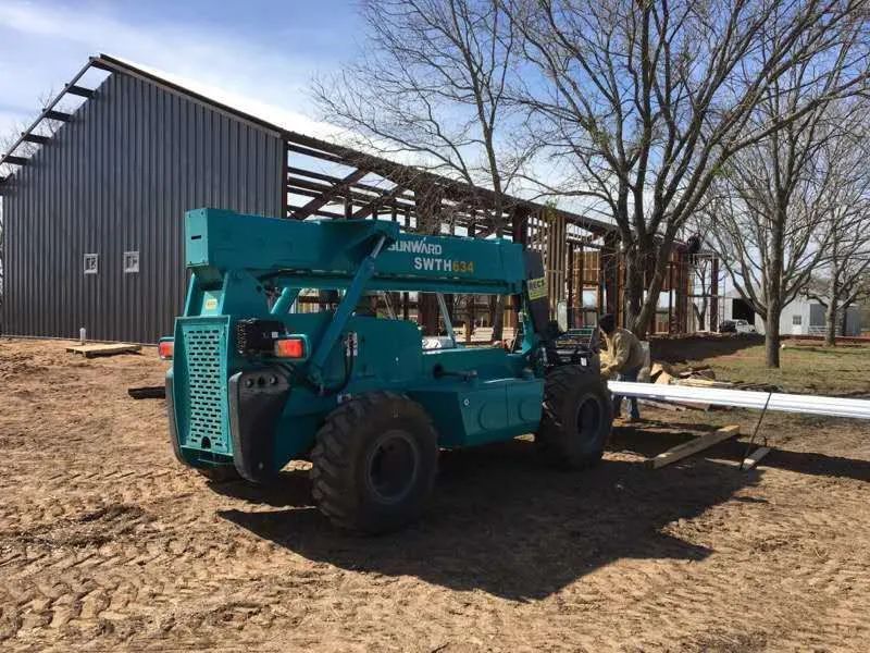 皇家国际智能新品叉装车批量下线发往美国