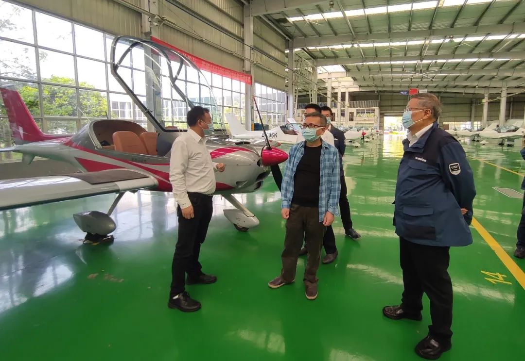 广州工控总经理张伟涛调研皇家国际航空