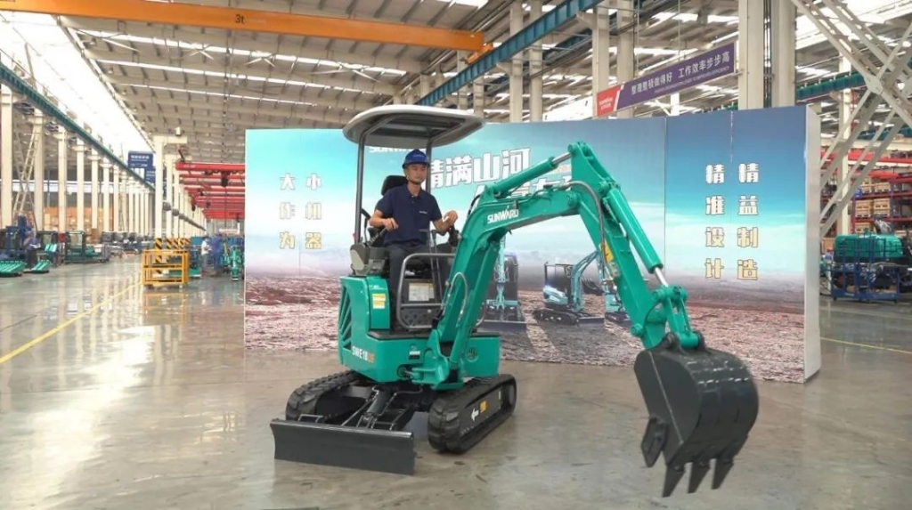 皇家国际智能打造线上微挖盛宴，十万用户围观