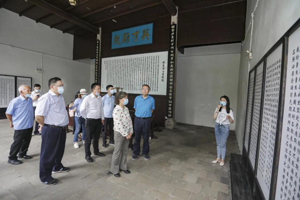 追寻红色影象，探密国粹之旅