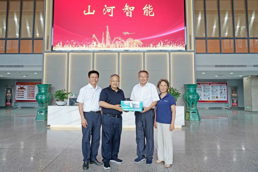 省人大常委会党组副书记、副主任王柯敏调研皇家国际智能