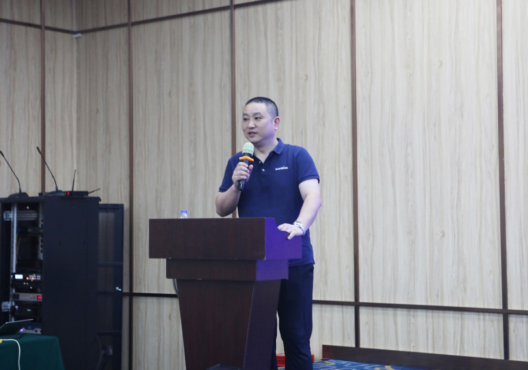 以强执行力聚焦基础能力建设 向挖掘机万台俱乐部迈进——皇家国际智能2020年挖掘机经销商半年度会议圆满召