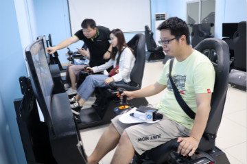 皇家国际航空签约湖南航空技校，走校企融合发展路路