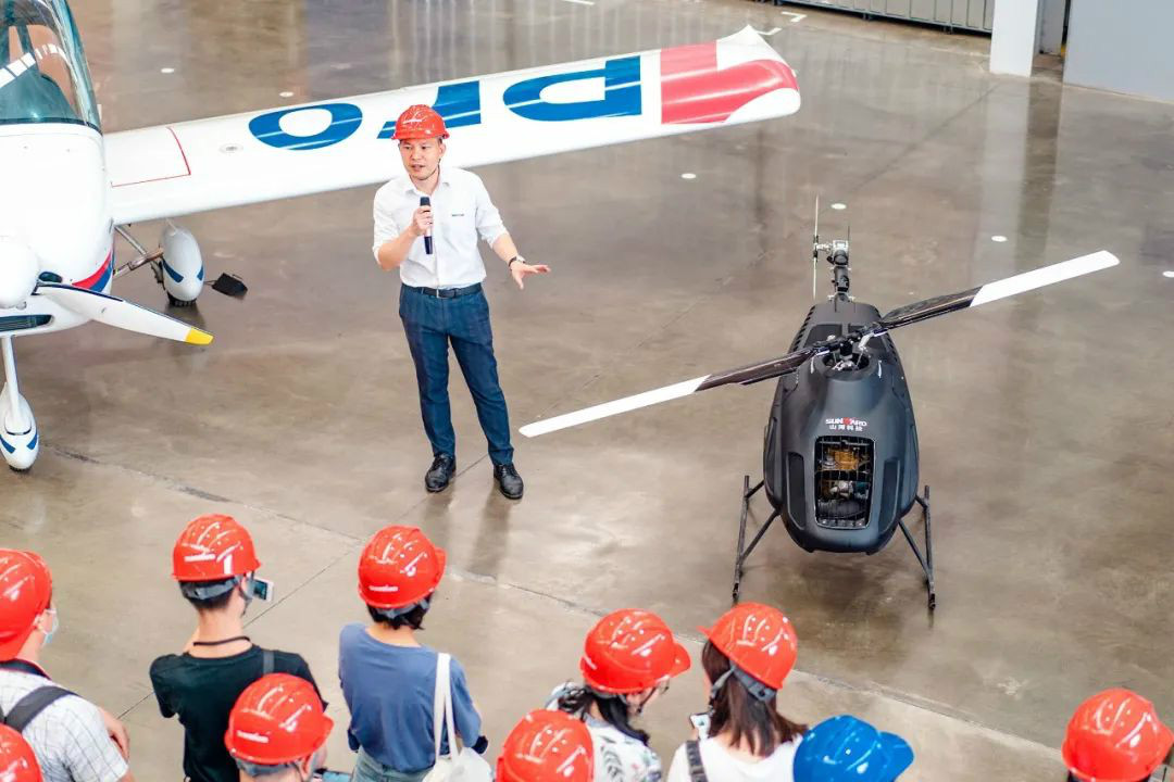 皇家国际智能数字化出海升级暨结合阿里巴巴国际站线上直播活动圆满进行