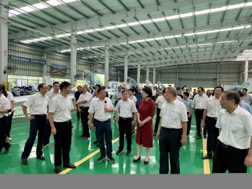 省委常委、统战部部长黄兰香调查调研皇家国际科技