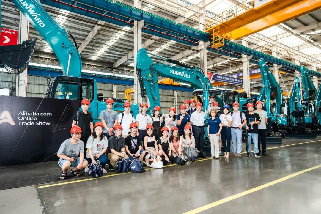 皇家国际智能数字化出海升级暨结合阿里巴巴国际站线上直播活动圆满进行