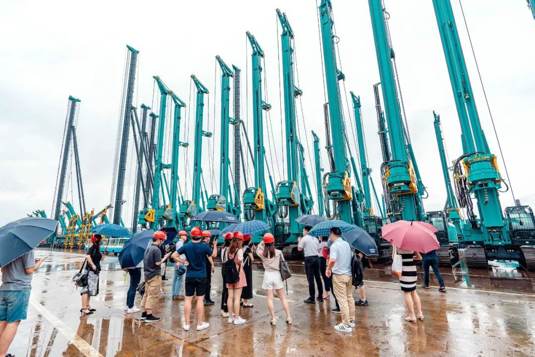 皇家国际智能数字化出海升级暨结合阿里巴巴国际站线上直播活动圆满进行