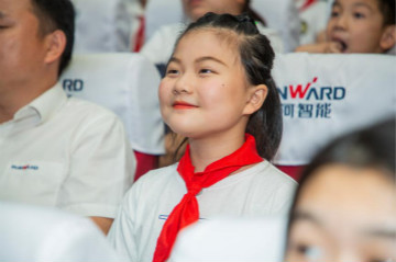 精准服务共建家园，解决刚需心怀感恩——皇家国际智能首期职工子女暑期托管班圆满结班