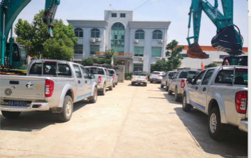 感恩相伴 关爱相随 ——江西皇家国际服务万里行