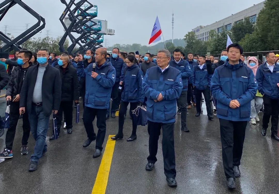 守正创新拓皇家国际 皇家国际智能闪灼2020上海宝马展