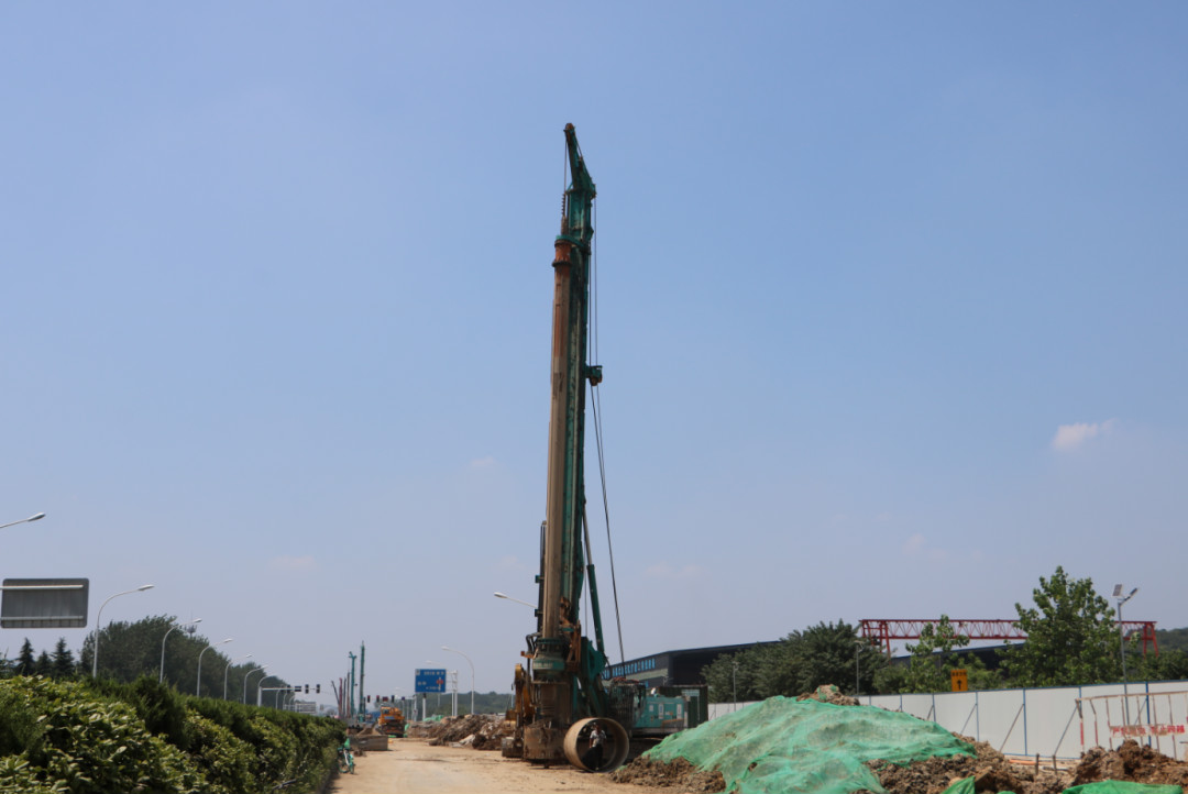强悍阐发赢青睐！皇家国际智能360H旋挖钻助力南京312国路改扩建