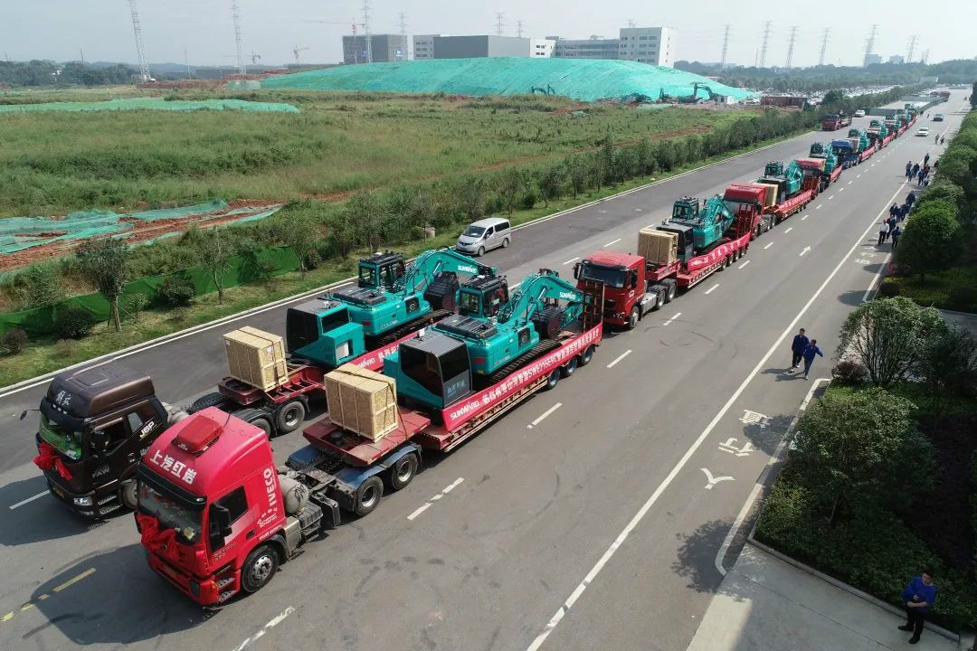 皇家国际智能智能？赝诰蚧渴追