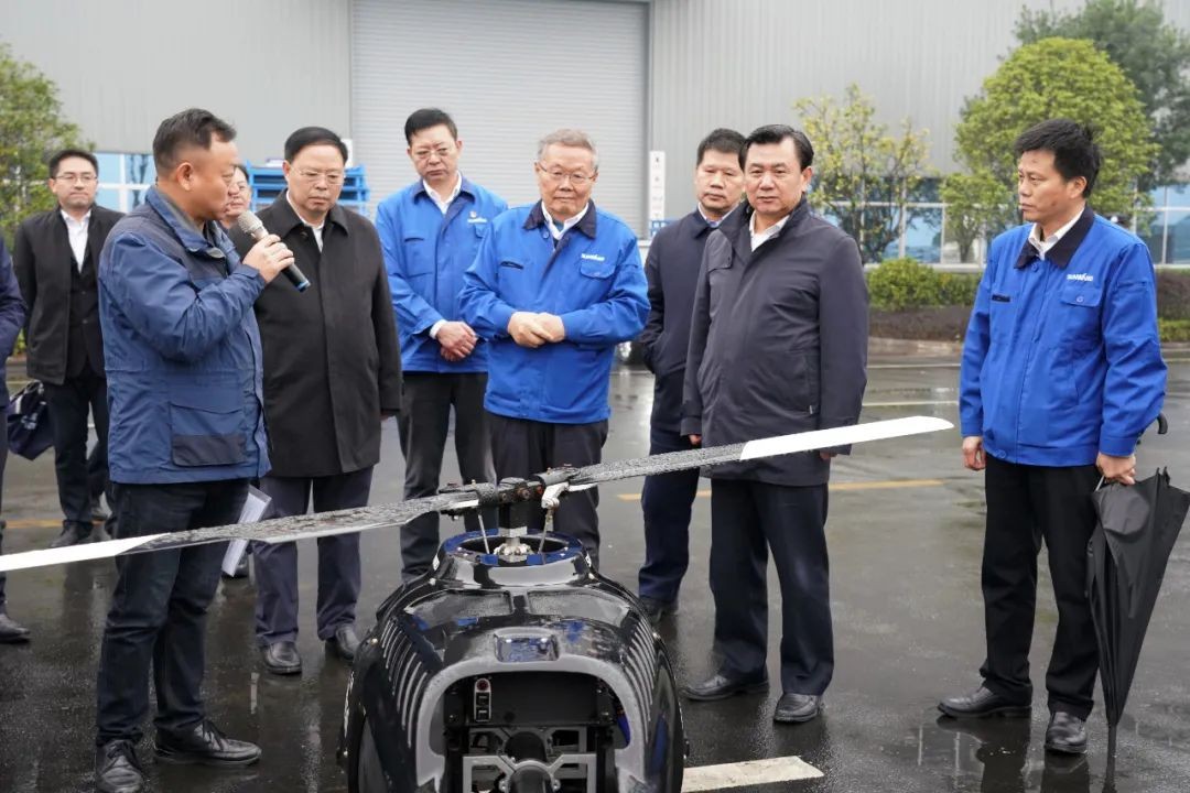 中国民航局局长冯正霖一行到皇家国际智能调研领导