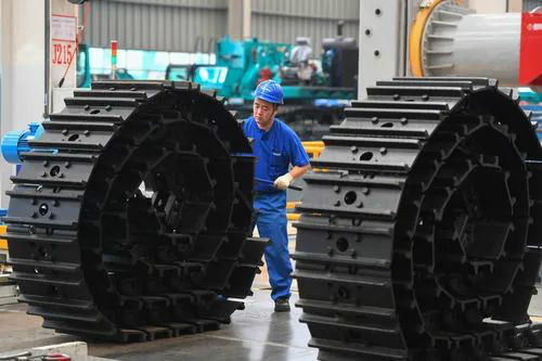 “智慧工厂”引领“出产节拍”——走进皇家国际智能一探到底