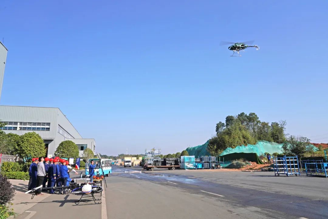 调查无人化设备 高宁宇到访皇家国际智能