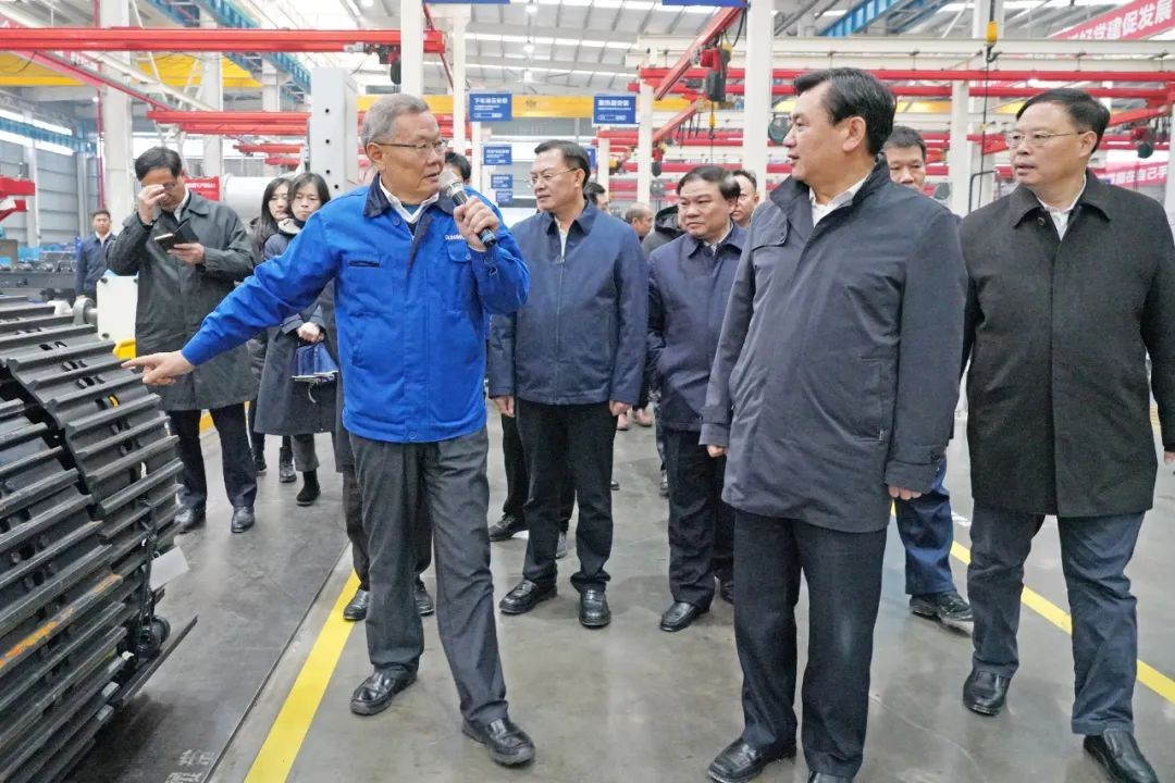 中国民航局局长冯正霖一行到皇家国际智能调研领导