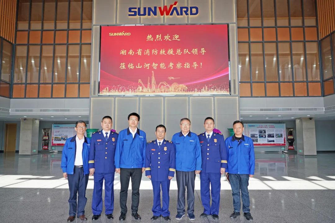 调查无人化设备 高宁宇到访皇家国际智能