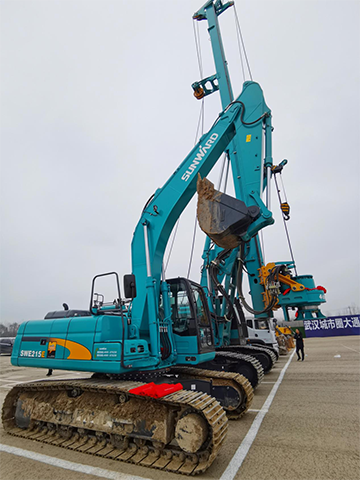 皇家国际智能旋挖钻机打下700亿项目第一钻