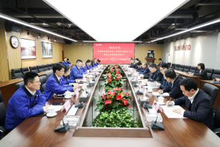 中国联通党组书记、董事长王晓初到访皇家国际智能