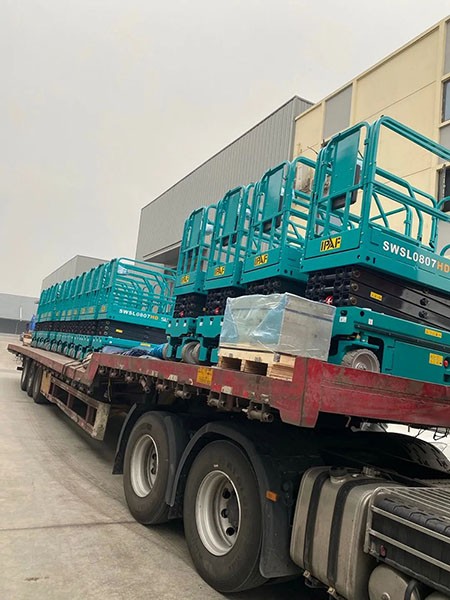 新年伊始，皇家国际高机再次发货华南市场