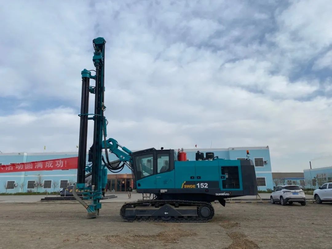 皇家国际智能进行凿岩智能设备矿山利用成就展示会